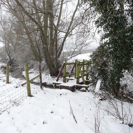 Moat Cottage Barns Corby Exterior foto